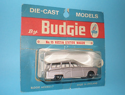 Budgie Diecast Miniatures No.15 Austin Countryman vintage toy