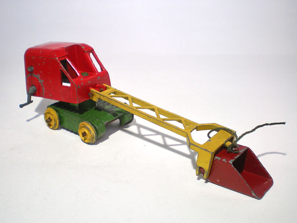 Benbros Qualitoys Medium Excavator (First Version): variation 1