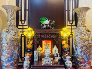 Bàn thờ thần tài gỗ sồi màu óc chó mẫu tấn đức