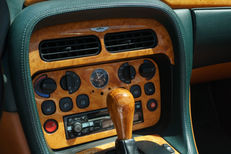 Aston Martin DB7 Volante V12 | AudibertandCo