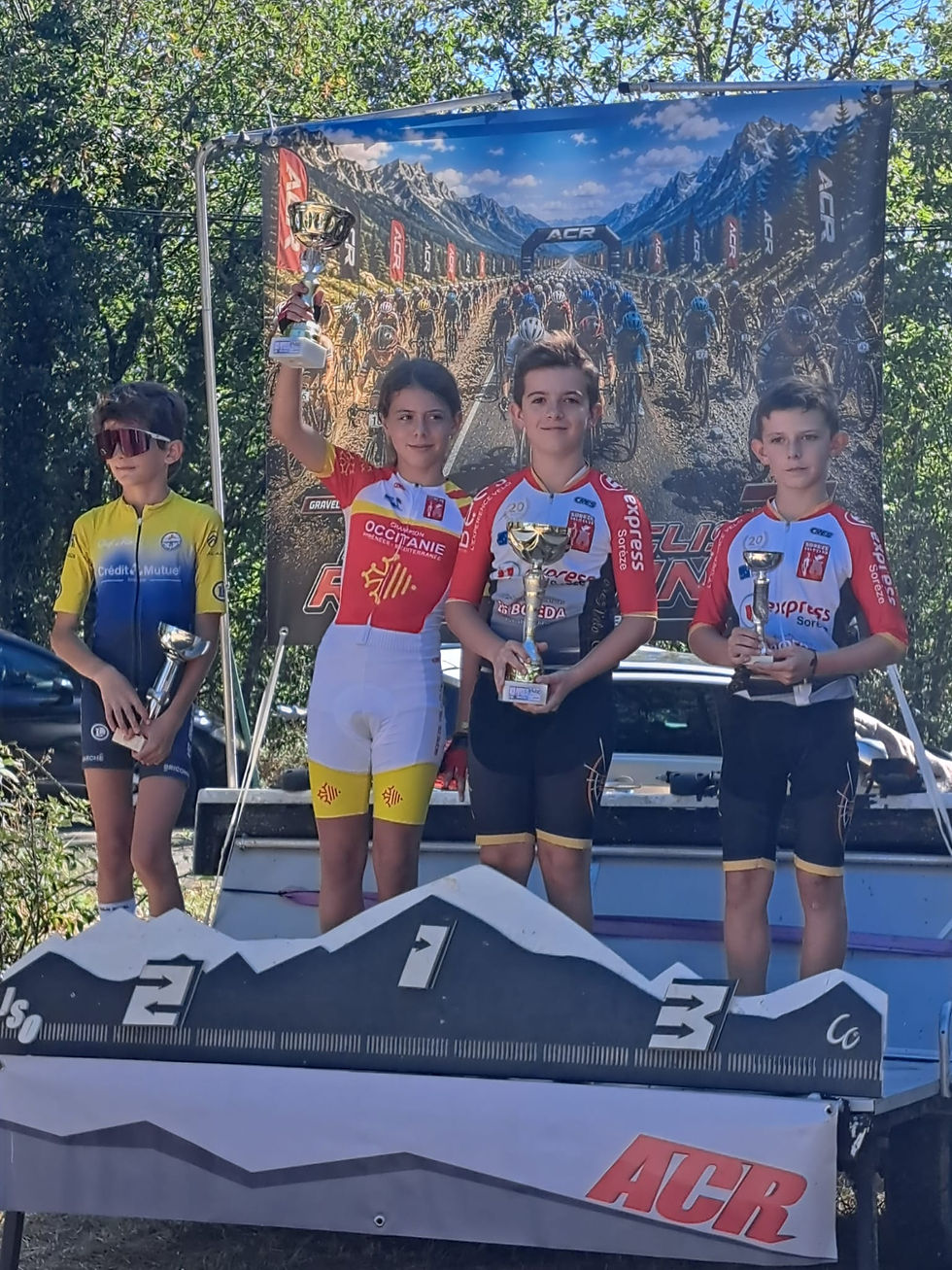 Les jeunes du SVC Evan MAUREL, Lucas COLASSE et Noemie BONHOURE sur le podium en U13