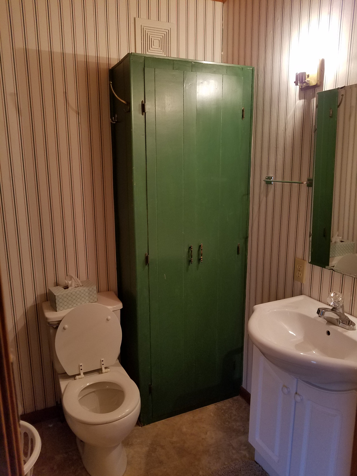 Pickerel Lake Lodge Cabin 11