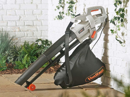 Transform Your Garden with the VonHaus Leaf Blower 3000W