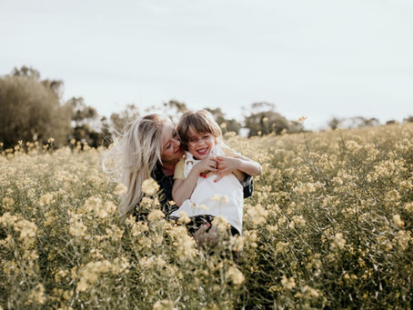 The Best Canola Flower Photoshoots Near Cape Town (And Why You Only Have a Few Weeks to Book)