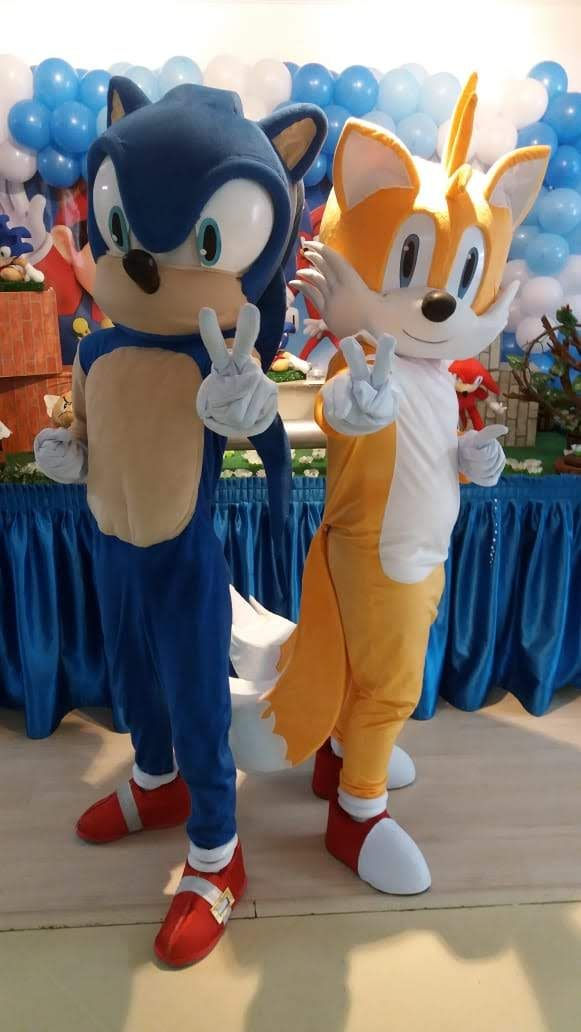 Thumbnail: Sonic & Tails Character Impersonator Appearance
