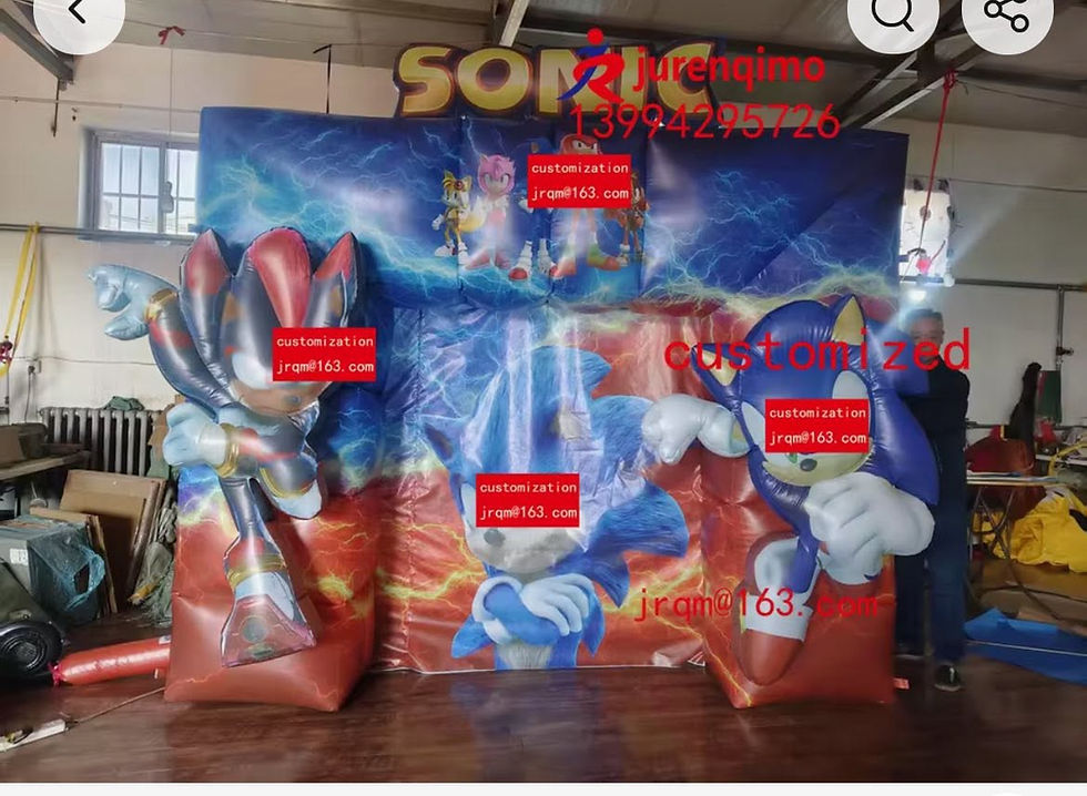 GIANT INFLATABLE SONIC PROP