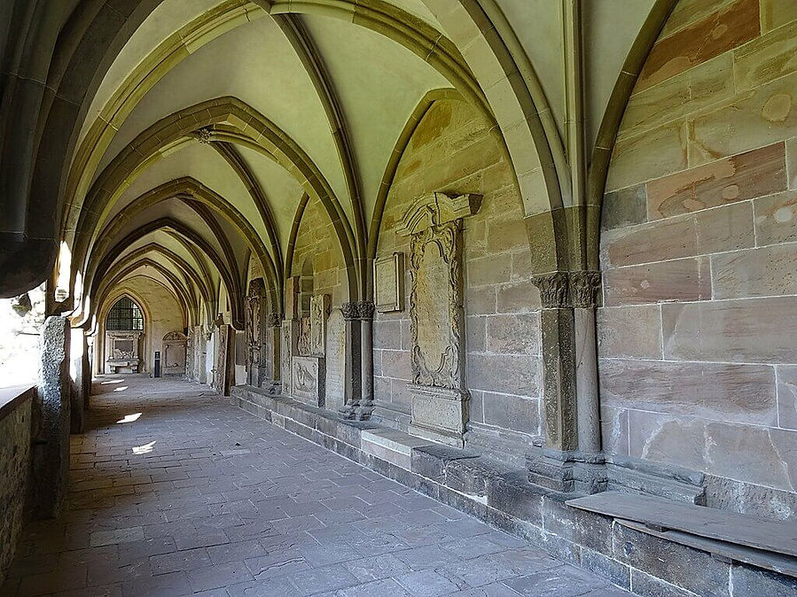 1024px-Magdeburg_Dom_19 2.jpg