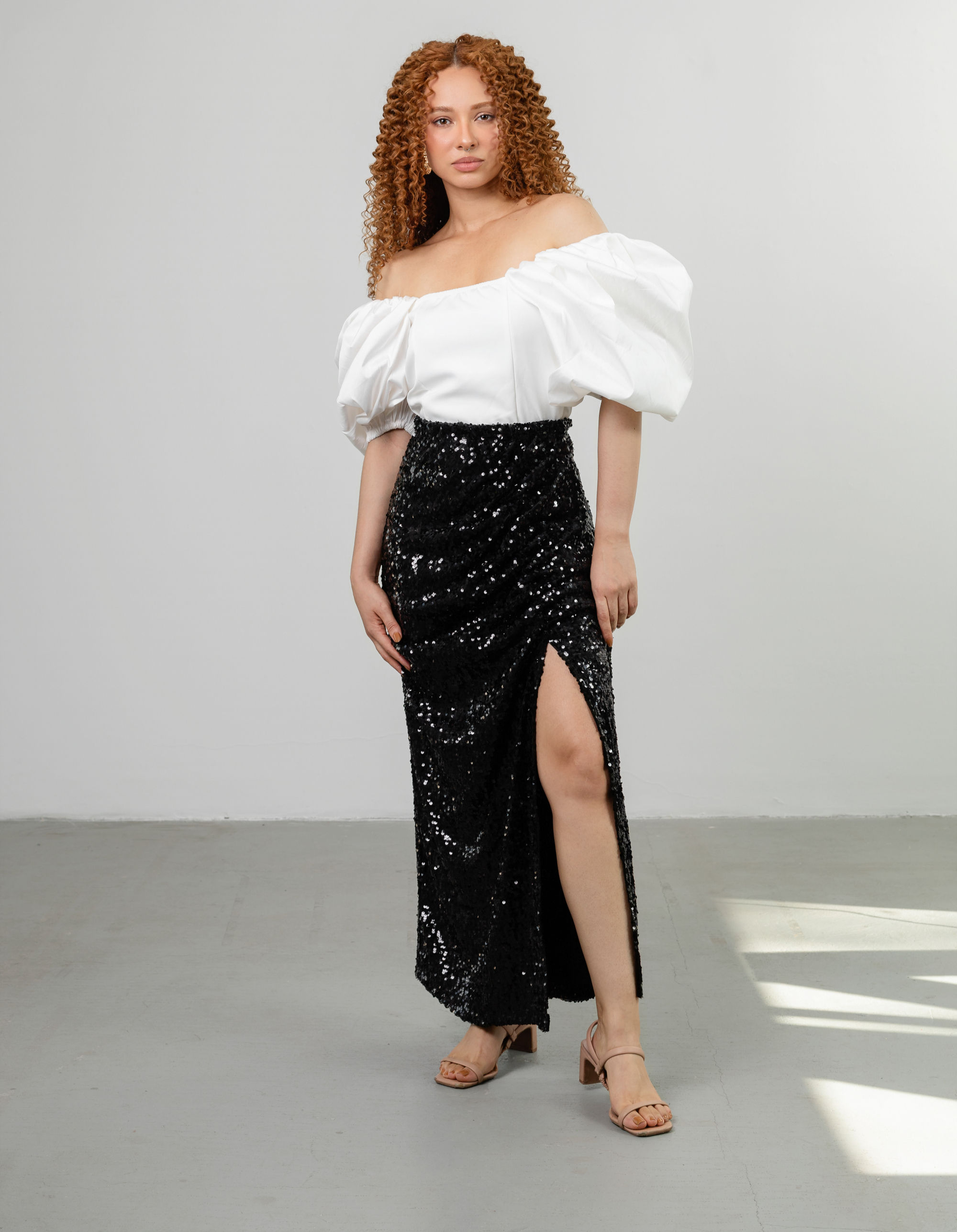 Saia Franzida Paetê Preto