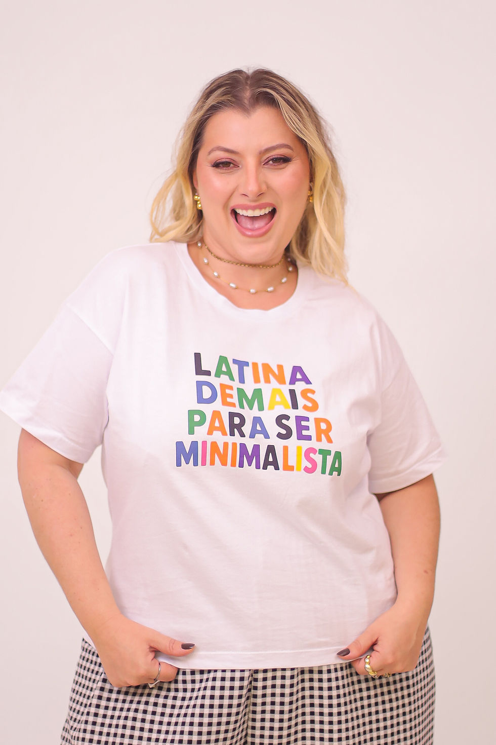Miniatura: Camiseta Latina Maximalista