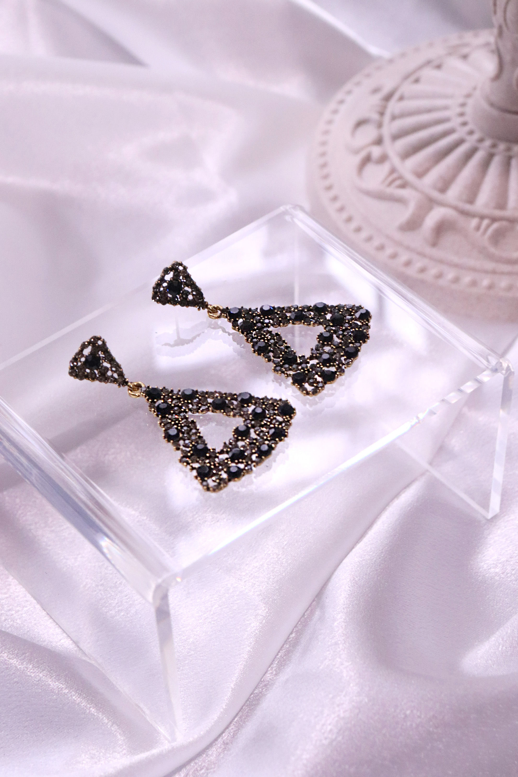 Triangular dangle earrings