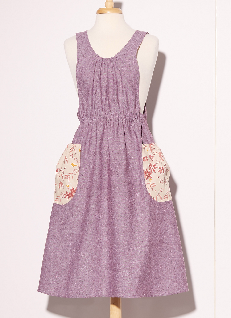 Thumbnail: womans apron