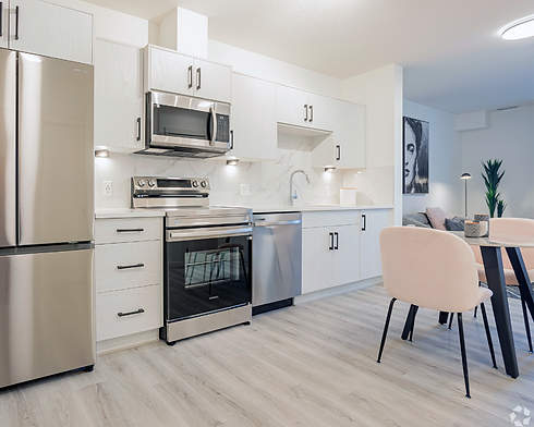 Hat-eauclaire-kitchen.png