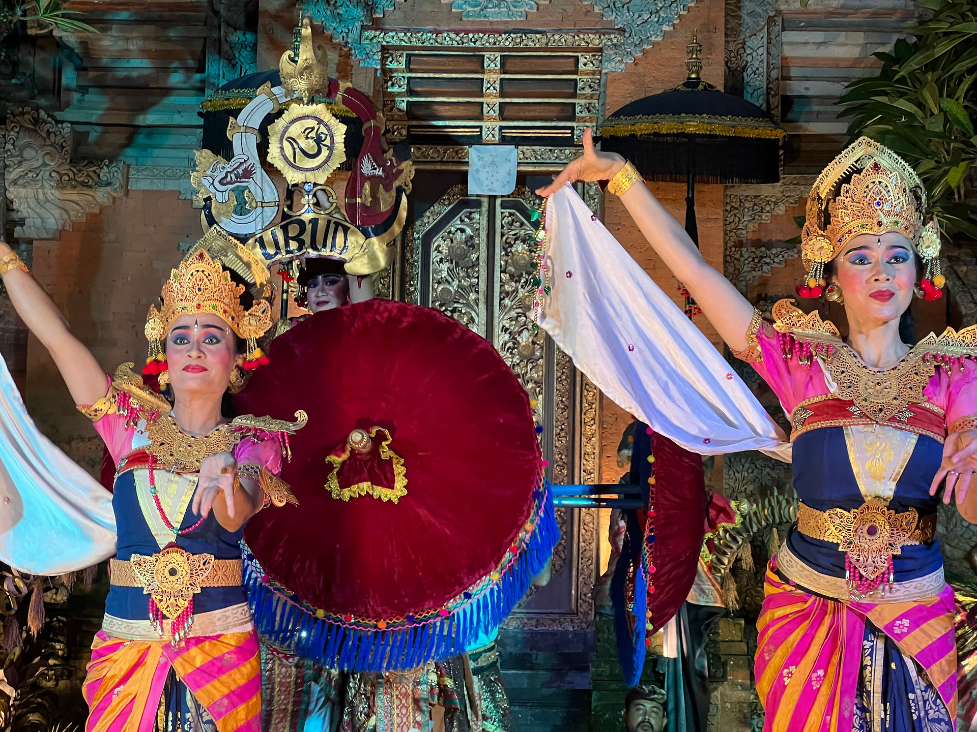 Ubud Palace Dance Show