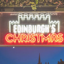 Edinburgh Christmas Market Guide 2025
Dates, stalls & travel tips for Scotland’s festive fair