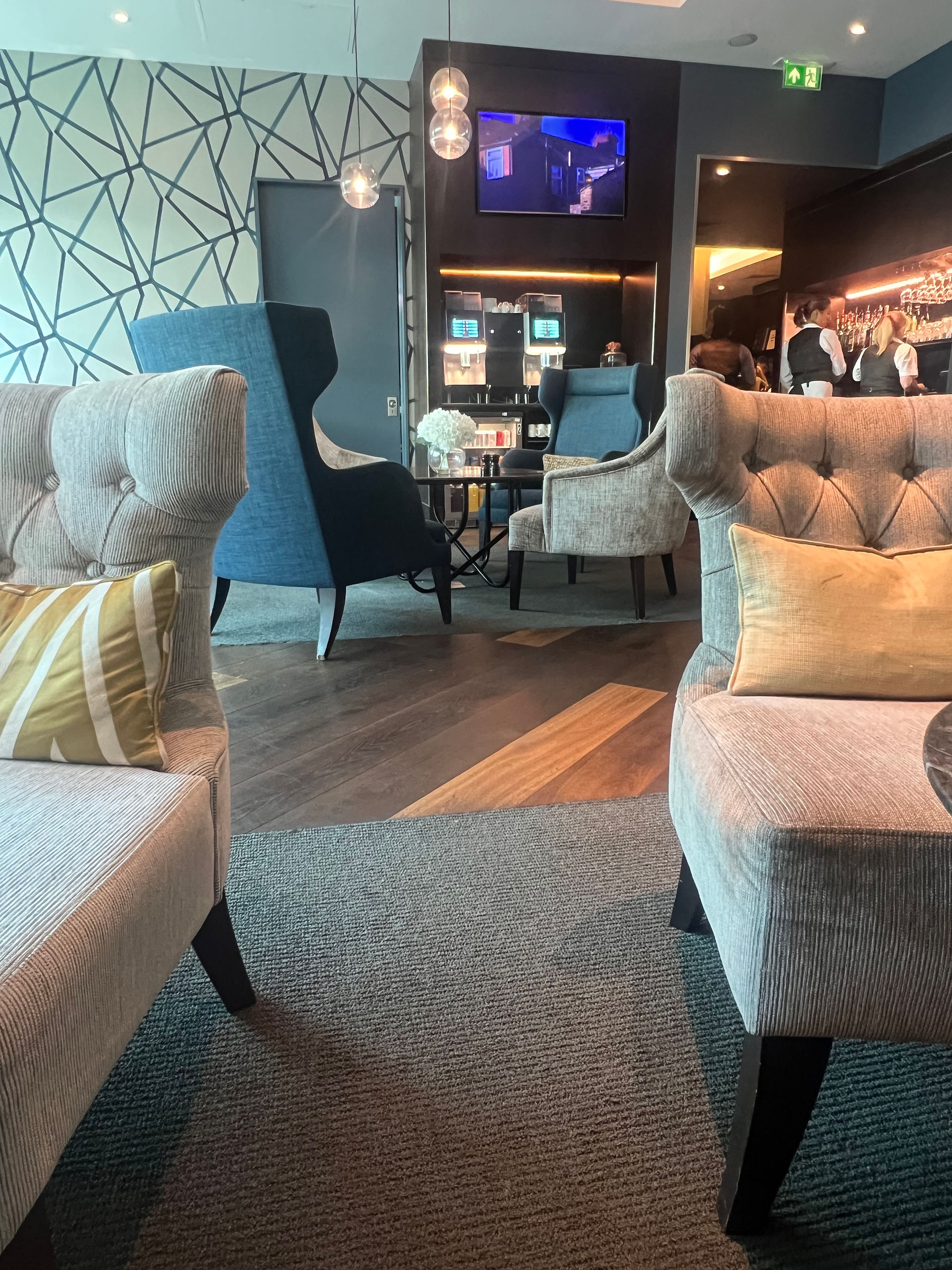 Clubrooms lounge located in South Terminal, London Gatwick Airport