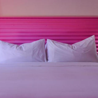 The Saguaro hotel Palm Springs hotel review