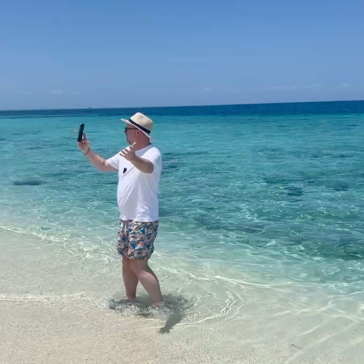 Holafly eSIM Review (2026): Unlimited Data Abroad is it Worth It or Overpriced?