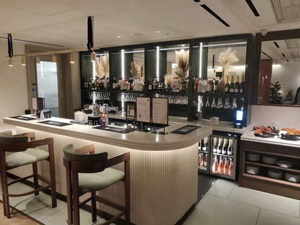 Review: No 1 Lounge Heathrow Terminal 2 Is This the Swankiest Spot Before Take-Off?