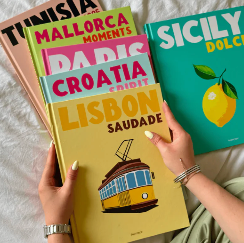 10 Christmas Gifts Every Travel Lover Actually Wants