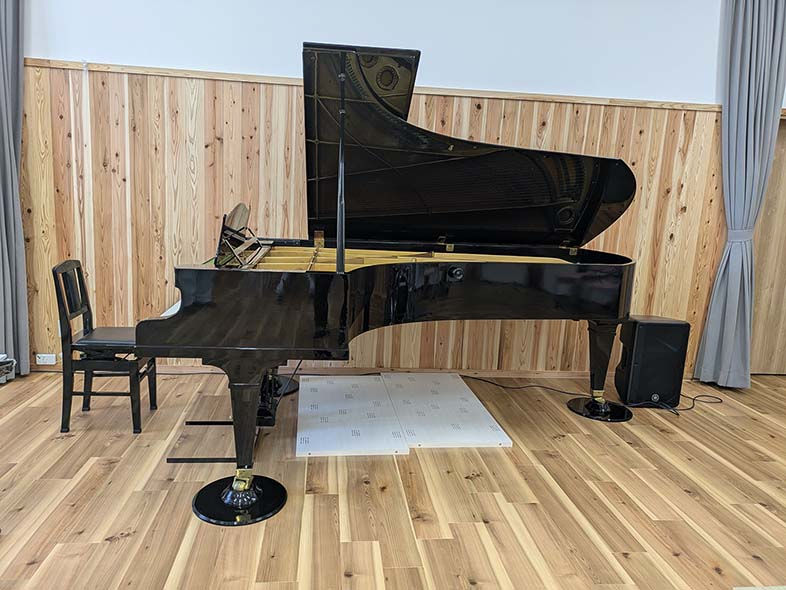 ベヒシュタインのグランドピアノ