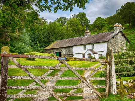 Canada: COVID-19 turns cottages into hot commodities