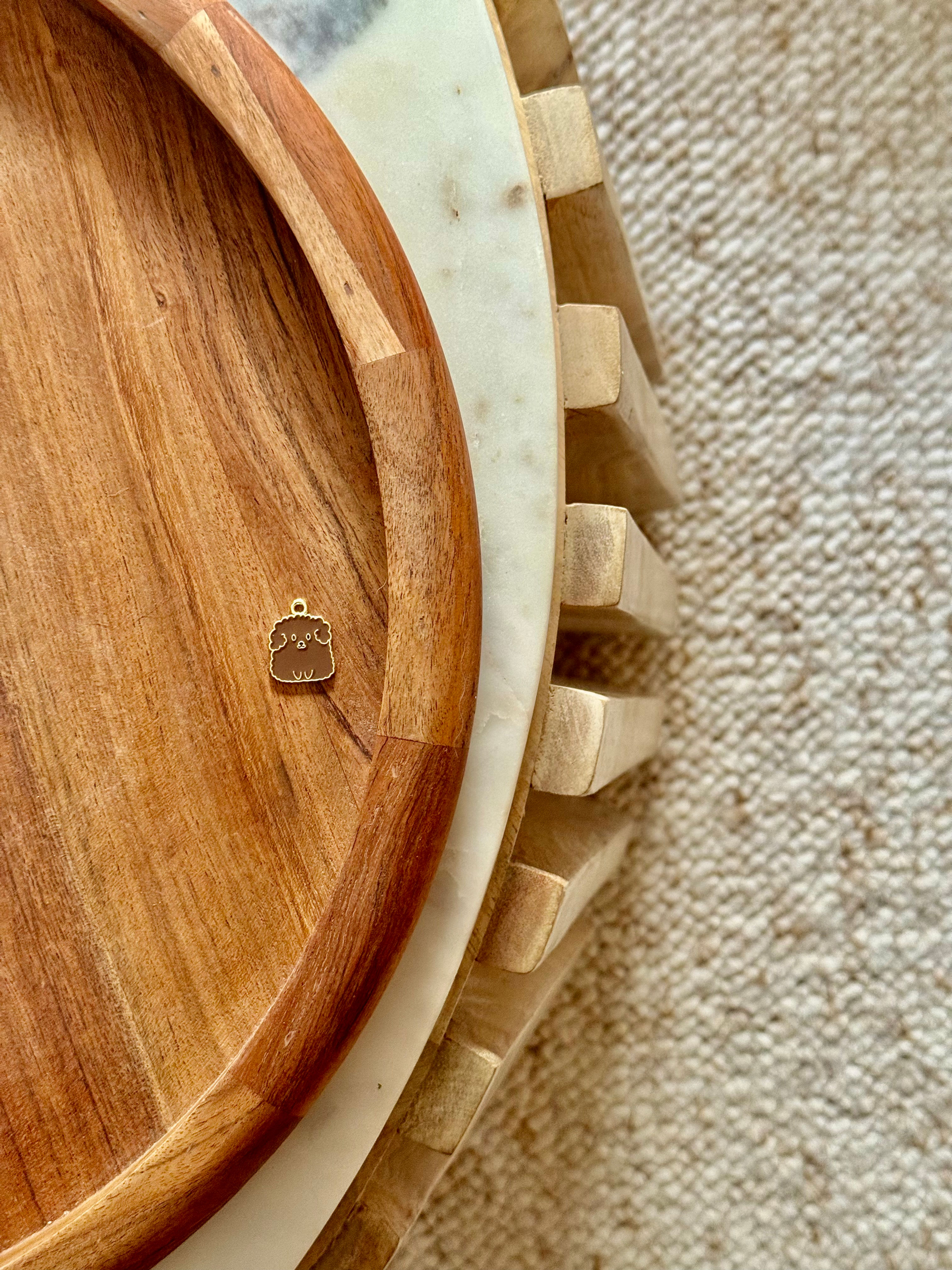 Charms "animal marron"