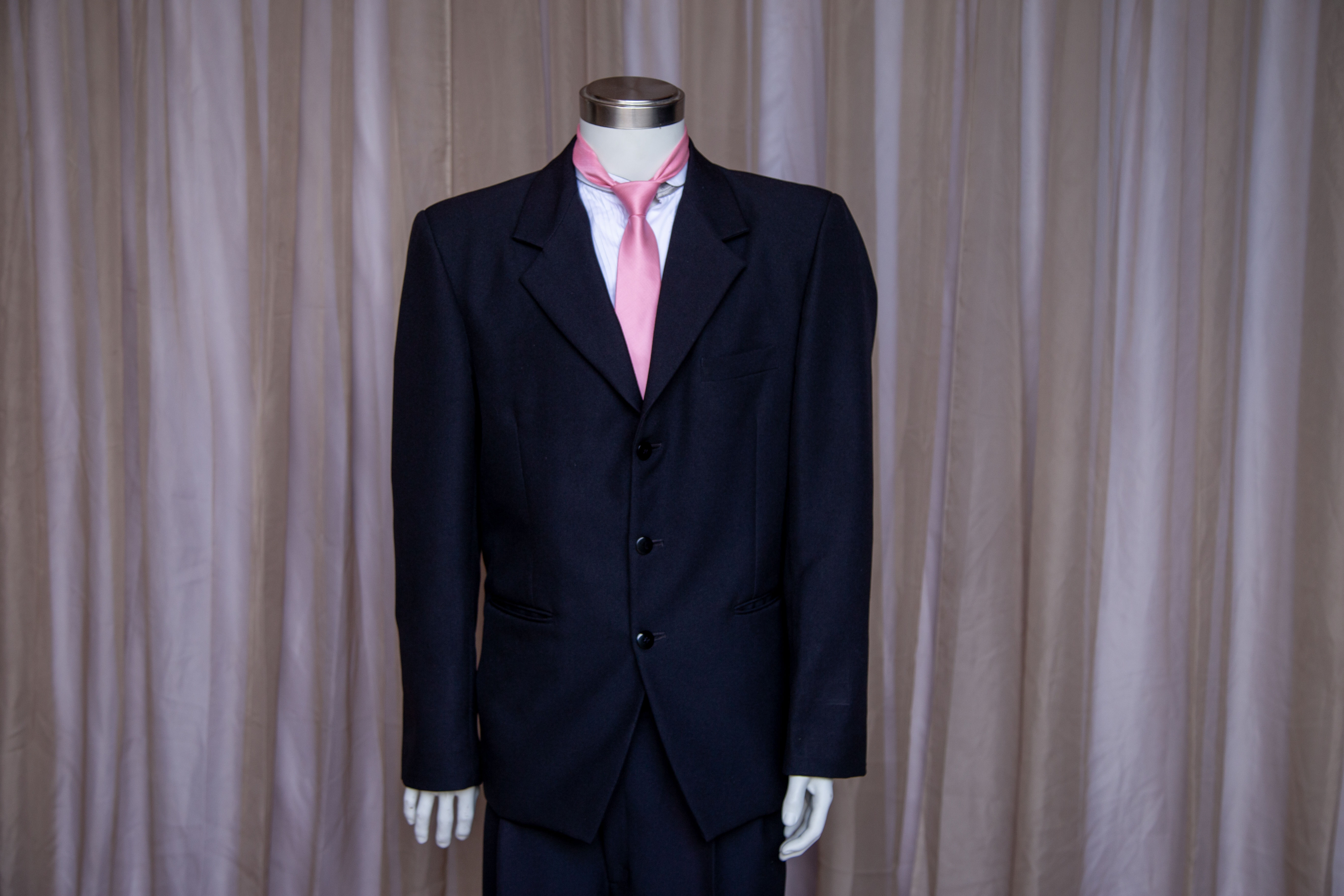 Terno preto clássico