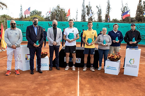 MAGER VINCE IL GRAN CANARIA CHALLENGER L’AZZURRO SI IMPONE SU CARBALLES BAENA IN FINALE “TITOLO DA PAPÀ UN’EMOZIONE SPECIALE”