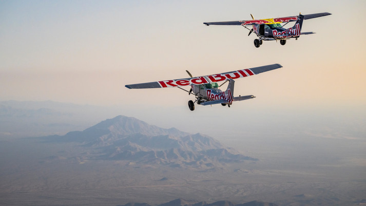 blue_silver_planes.jpeg