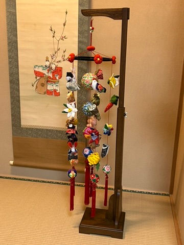 吊り雛〜釣釜・小豆粥