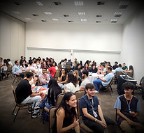 Treinamento corporativo de desenvolvimento de talentos com jogos de tabuleiro para a PPG.