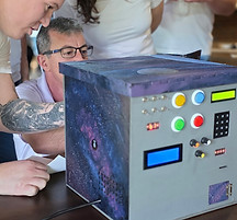 Dinâmica de grupo Projeto Fênix para integração de equipes e sinergia corporativa.