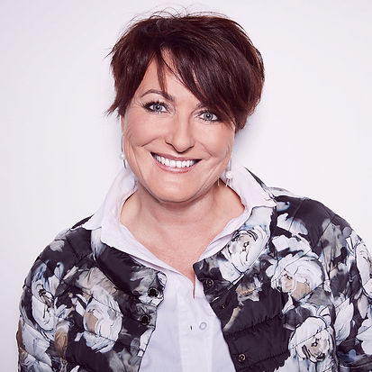Portrait_KarinRiedl.jpeg