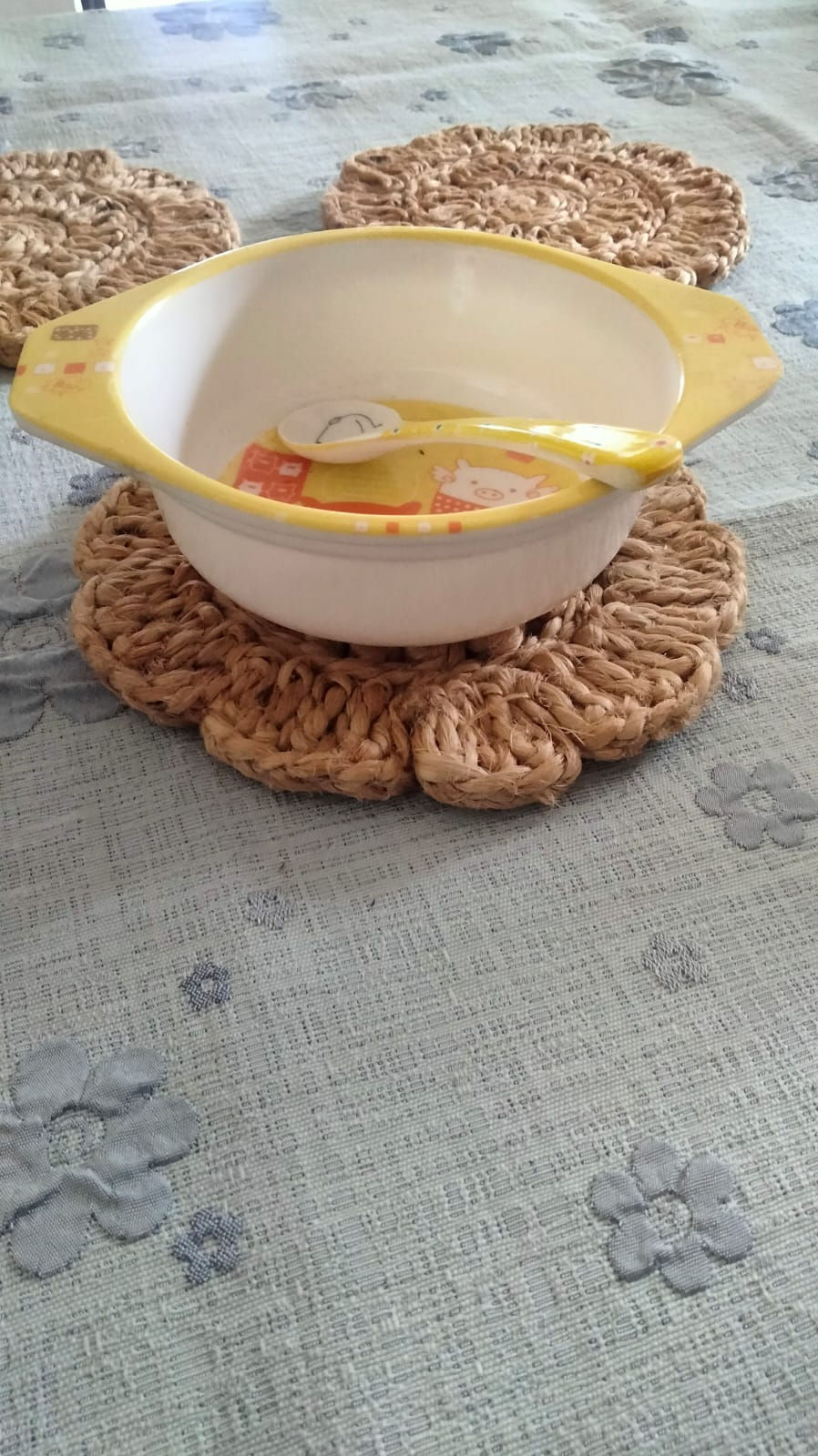 Beautiful flower shaped jute coasters 100% natural fibre, sustainable