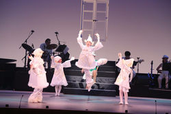 444BC433-31EF-48C6-8C46-F148387676A2