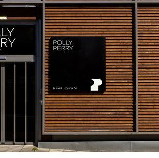 Polly Perry Signs
