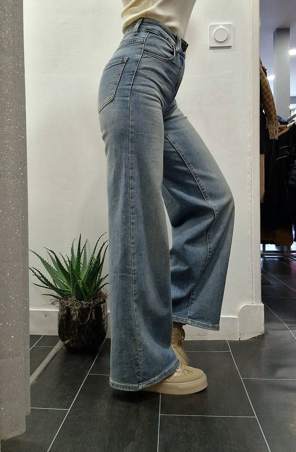 Miniature : Jeans wide-leg vintage taille haute LÉA