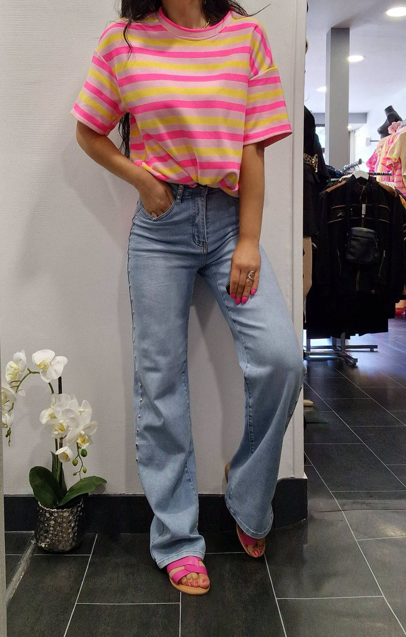 Jeans wide-leg clous et étoile rose IRMA