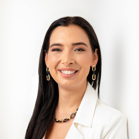 Christine Fernandes sharing insights on community, vulnerability, and women-led business growth.