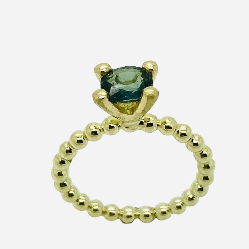 Thumbnail: Ring pareldraad met groen-blauwe saffier