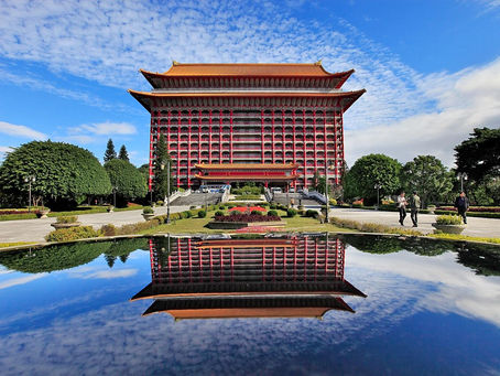 The Grand Hotel’s Golden Dragon Restaurant: A Taste of Taiwan’s Presidential Banquets