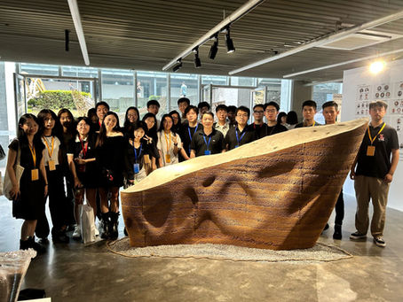 Innovative Curved Rammed Earth Installation: A Collaborative Project with Beijing University of Civil Engineering and Onearth Studio