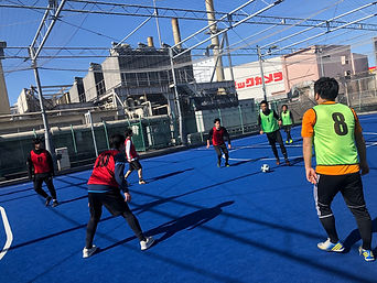 東京 個サル