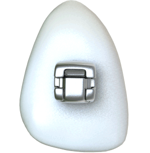 A spinning tooth with a conventional orthodontic bracket