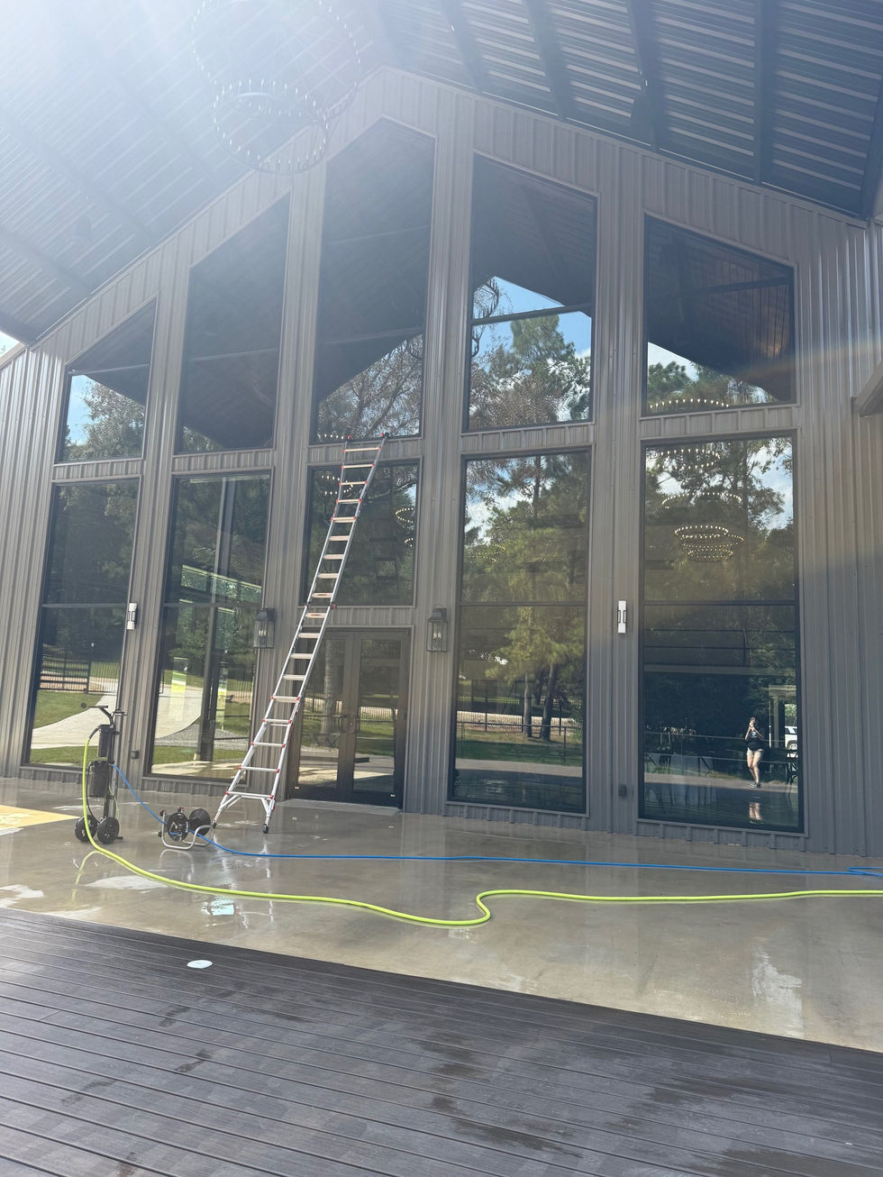 Weddingvenue_window_clean