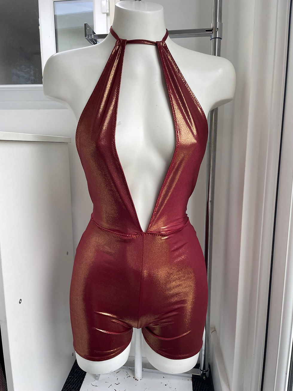 Miniaturbild: Size 8-10 Plunge keyhole halterneck hot pants unitard