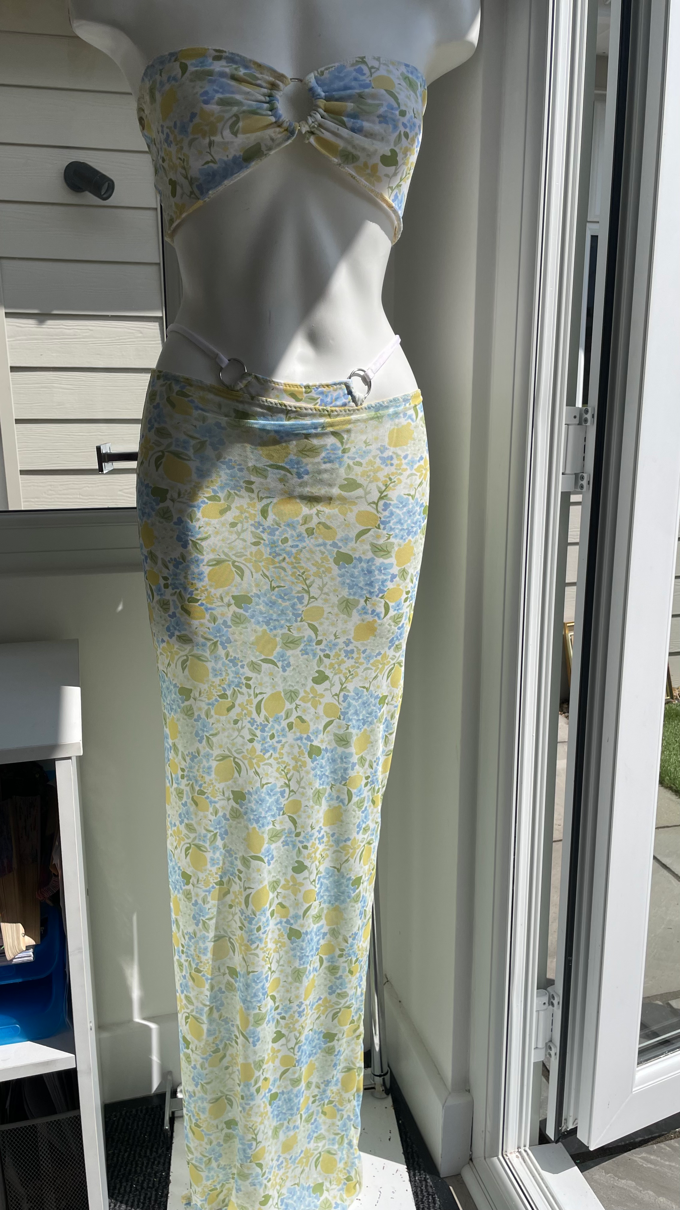 Size 8-12 Mesh maxi skirt & O-ring short boobtube