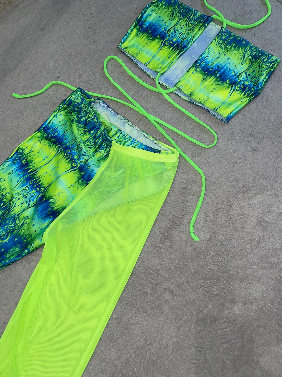 Miniature : The tie loop short boobtube & 50/50 flares