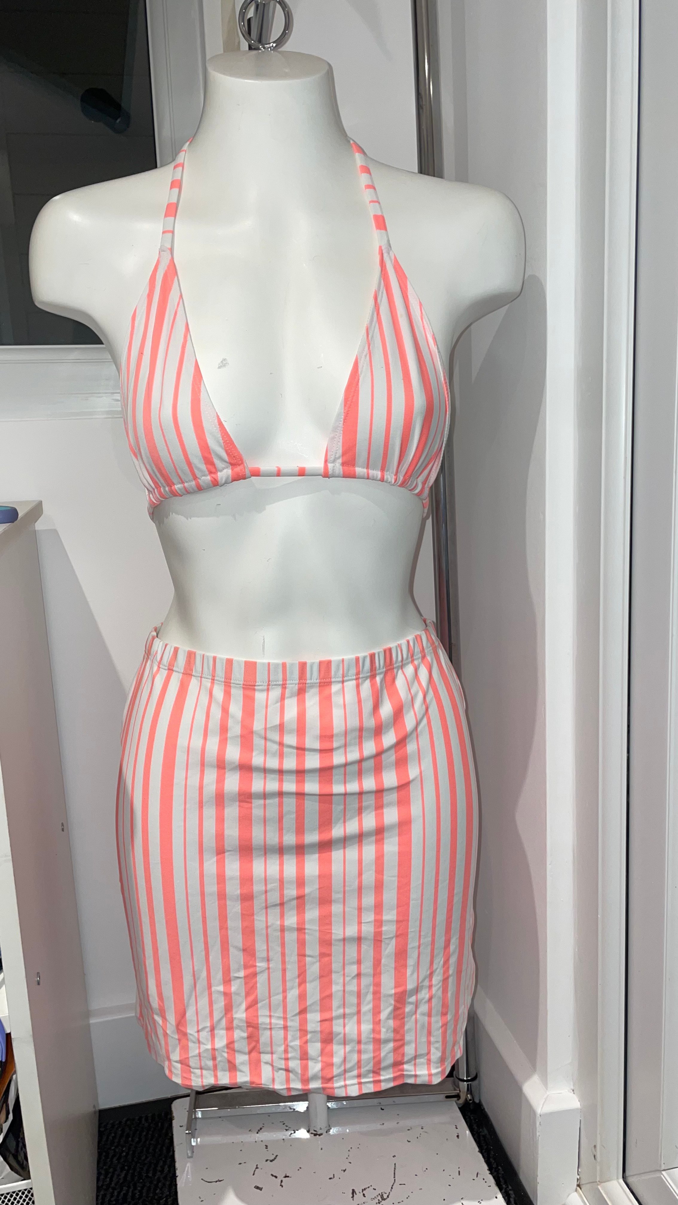 Size 10-12 Bikini top & Skirt set