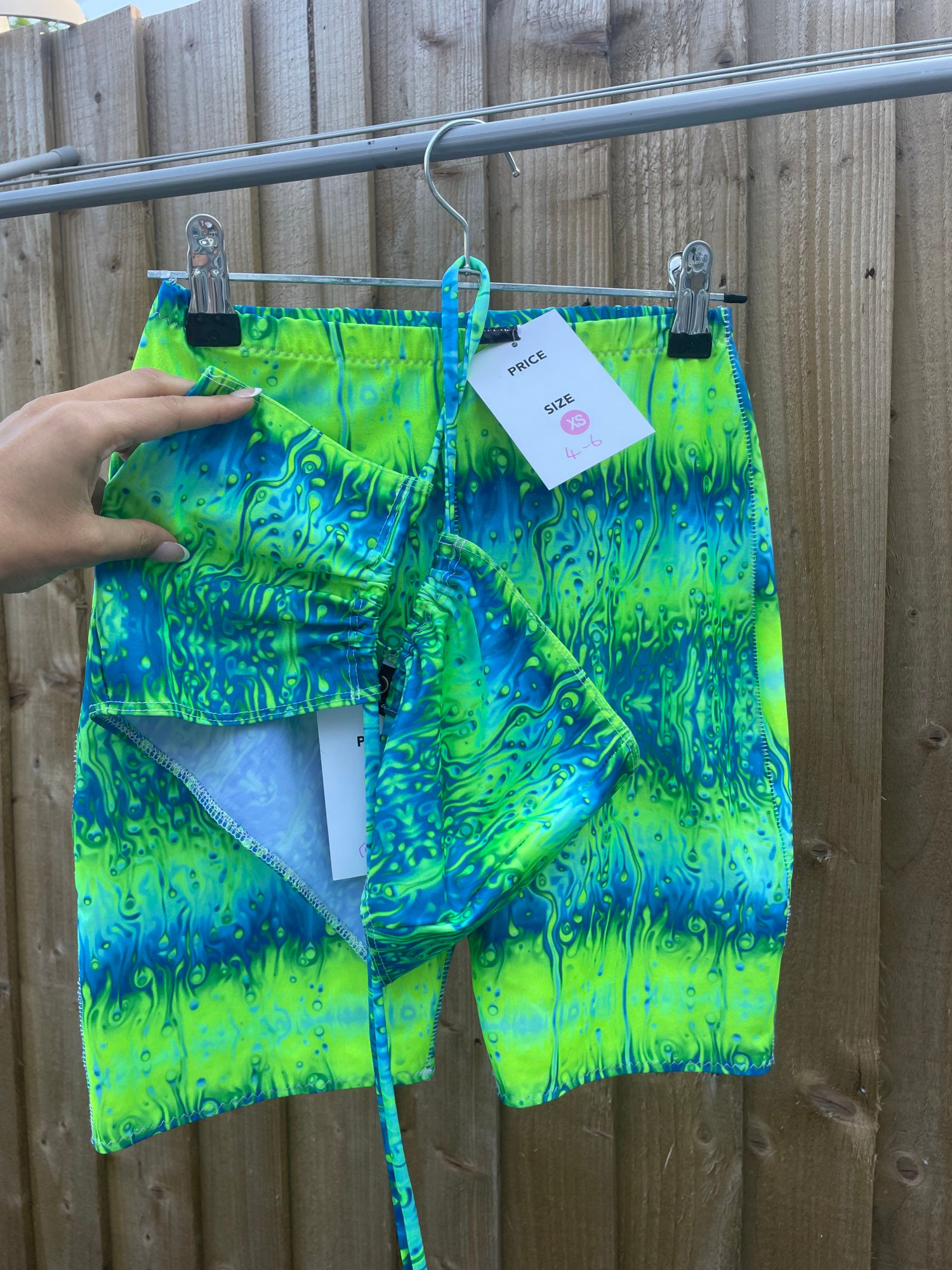 Size 4-6 Loop tie short boobtube & cycle shorts set